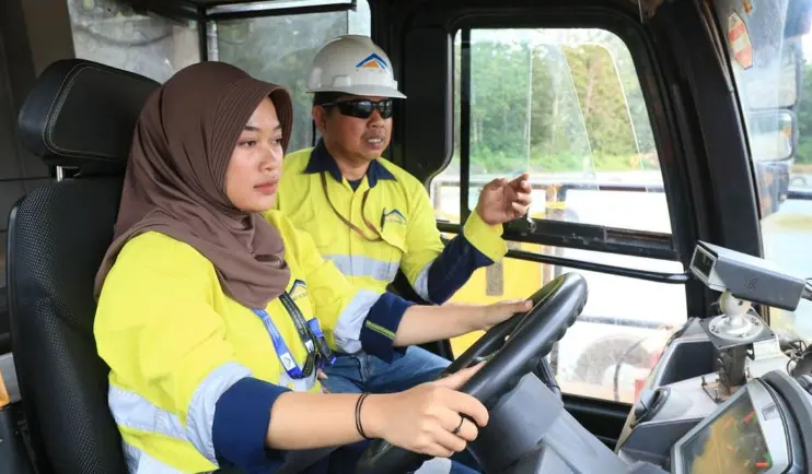 Lowongan Kerja Green Operator PT Bumi Suksesindo Jawa Timur