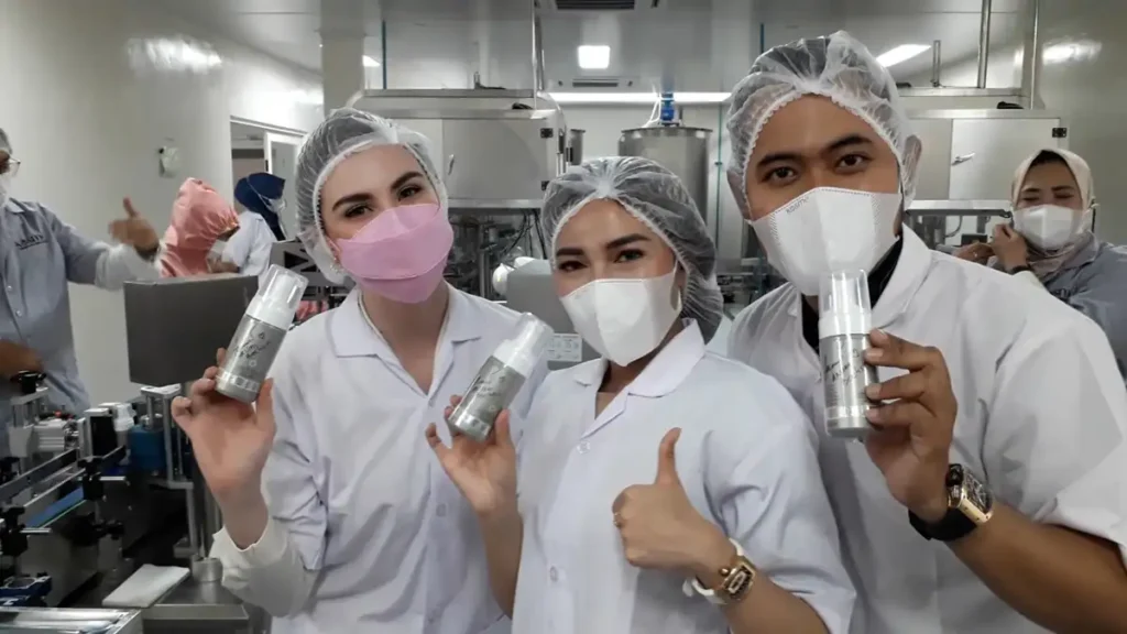 Lowongan Kerja PT Kosmetika Global Indonesia Surabaya